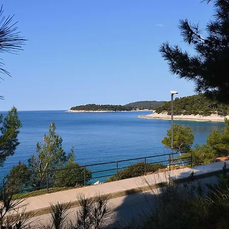 • Lungomare • Apartman *